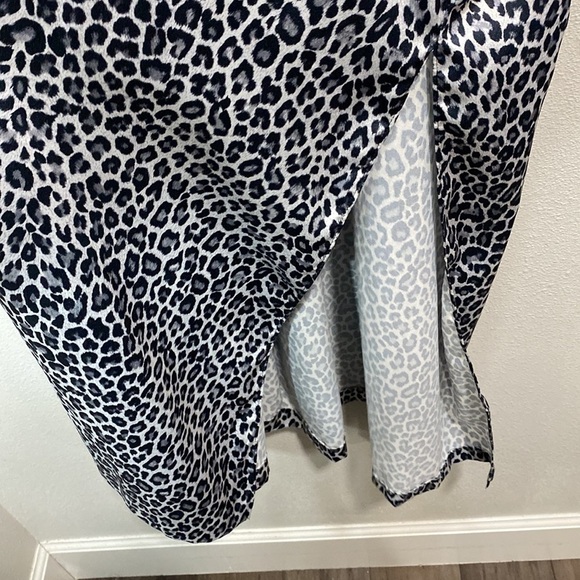 Mary‎ McFadden kaftan snow leopard print long satin - Picture 4 of 13